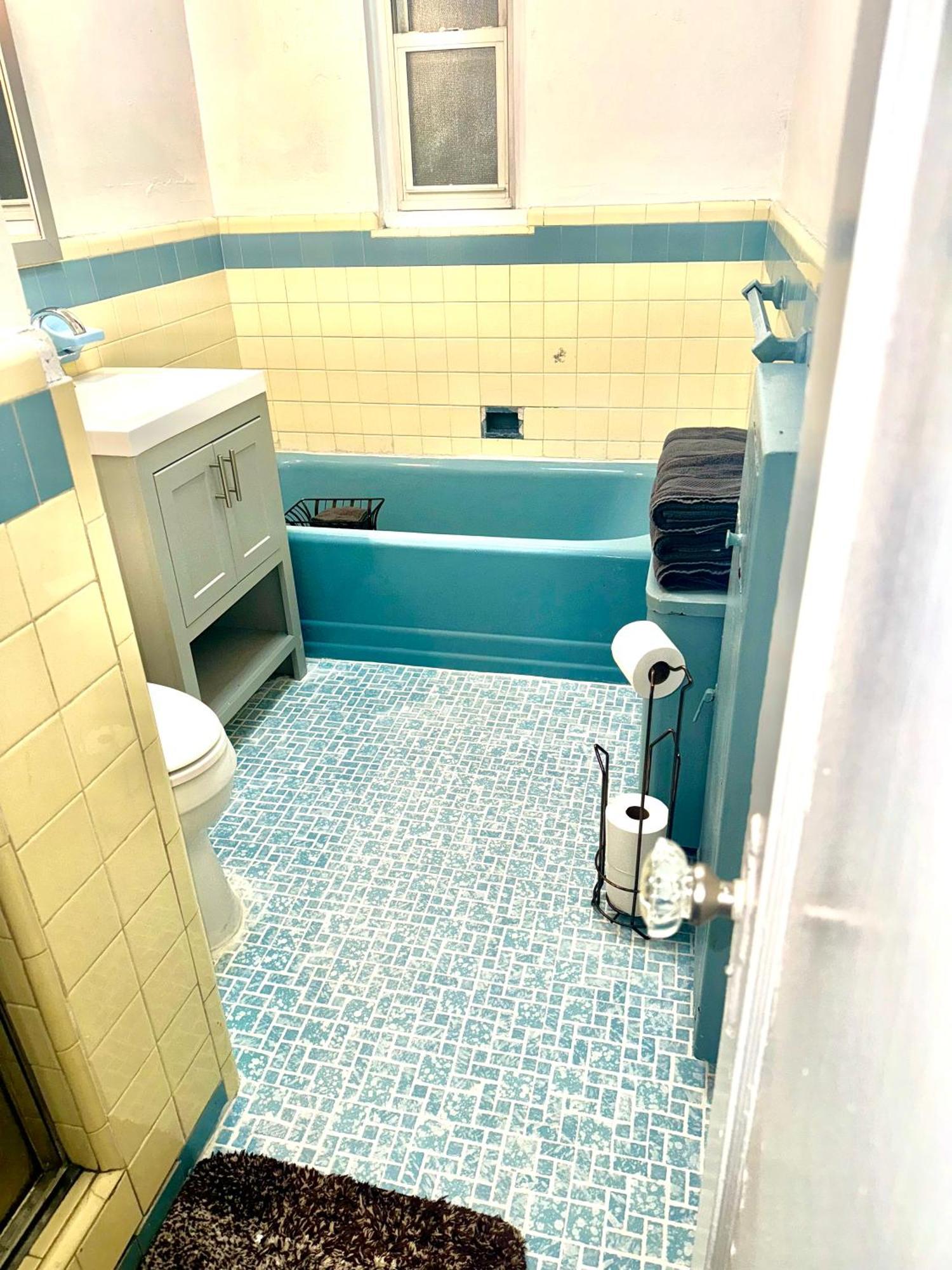 Lga Airport 3 Mins, 3 Bedroom Duplex House, Parking And Private Backyard, 9Mins Subway! New York Exterior foto